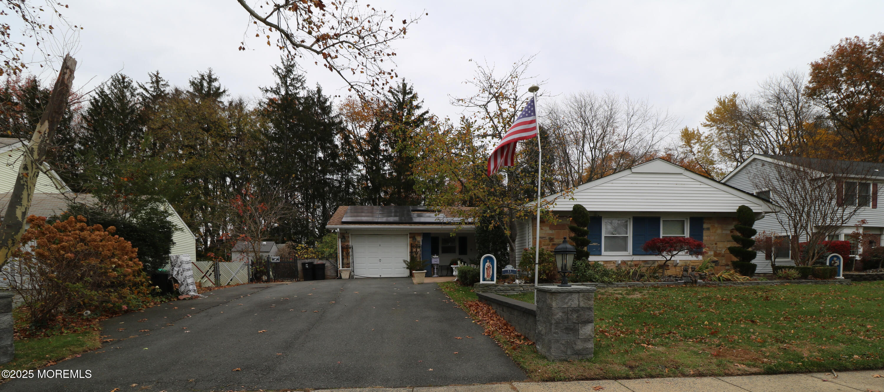 Aberdeen, New Jersey, 07747, United States, 3 Bedrooms Bedrooms, ,2 BathroomsBathrooms,Residential,For Sale,1992431
