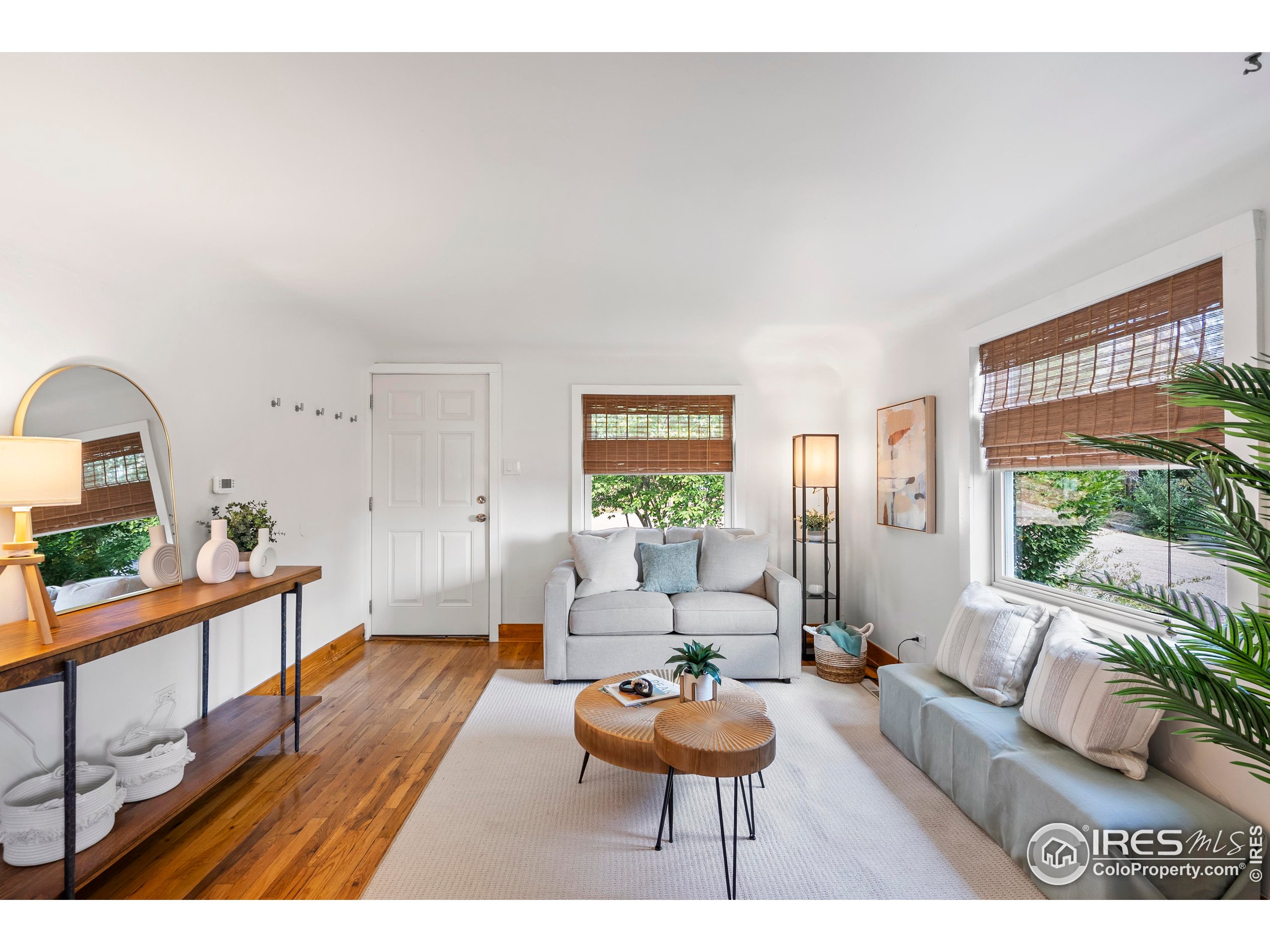 Longmont, Colorado, 80501, United States, 3 Bedrooms Bedrooms, ,1 BathroomBathrooms,Residential,For Sale,1985182