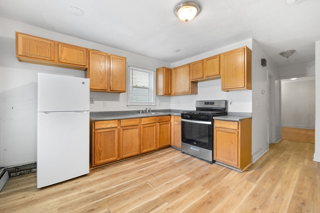Boston, Massachusetts, 02125, United States, 6 Bedrooms Bedrooms, ,3 BathroomsBathrooms,Residential,For Sale,1845164