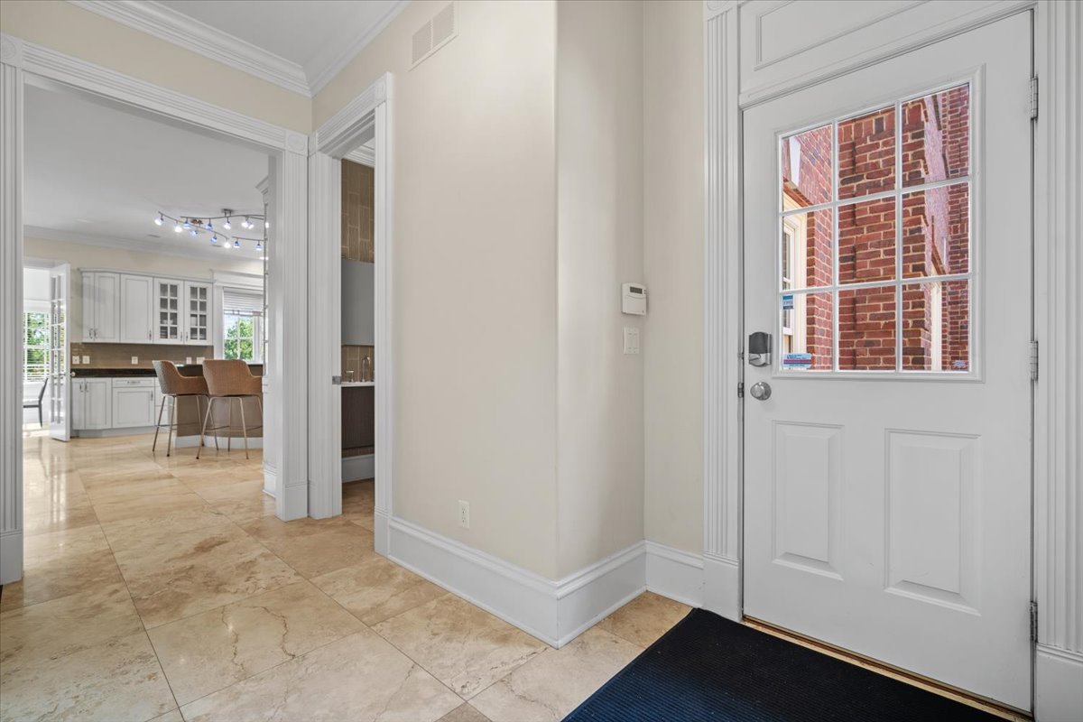 Bloomington, Illinois, 61704, United States, 4 Bedrooms Bedrooms, ,7 BathroomsBathrooms,Residential,For Sale,1941288