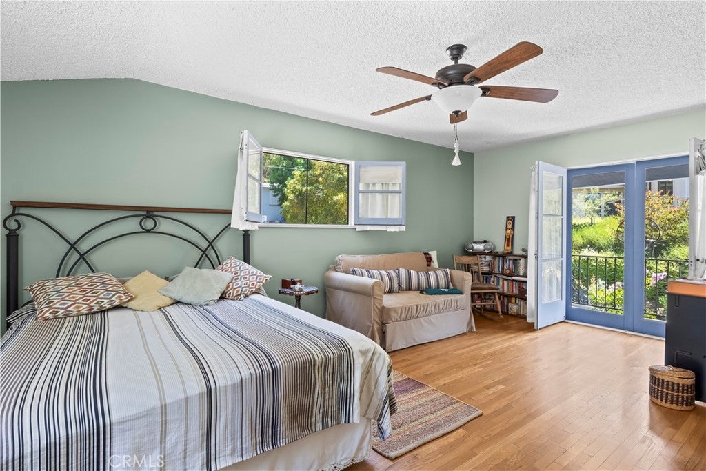 Glendale, California, 91206, United States, 2 Bedrooms Bedrooms, ,2 BathroomsBathrooms,Residential,For Sale,1914154