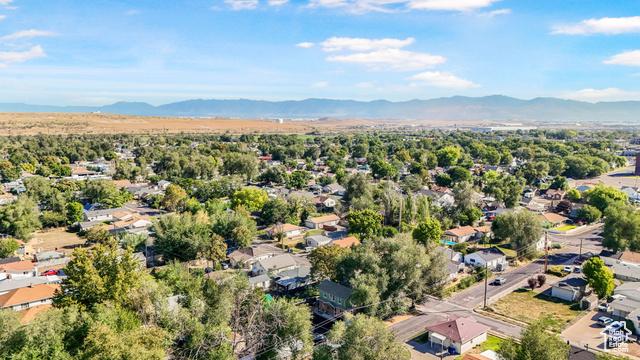 Magna, Utah, 84044, United States, 5 Bedrooms Bedrooms, ,3 BathroomsBathrooms,Residential,For Sale,1983301