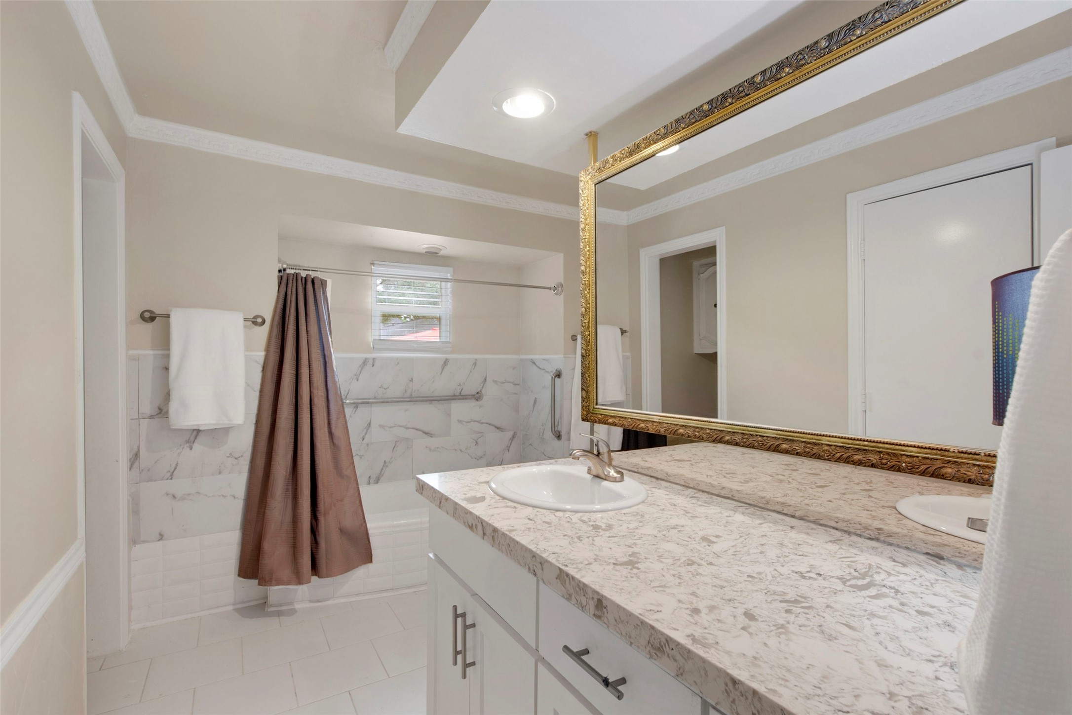 Dallas, Texas, 75243, United States, 5 Bedrooms Bedrooms, ,3 BathroomsBathrooms,Residential,For Sale,1847353