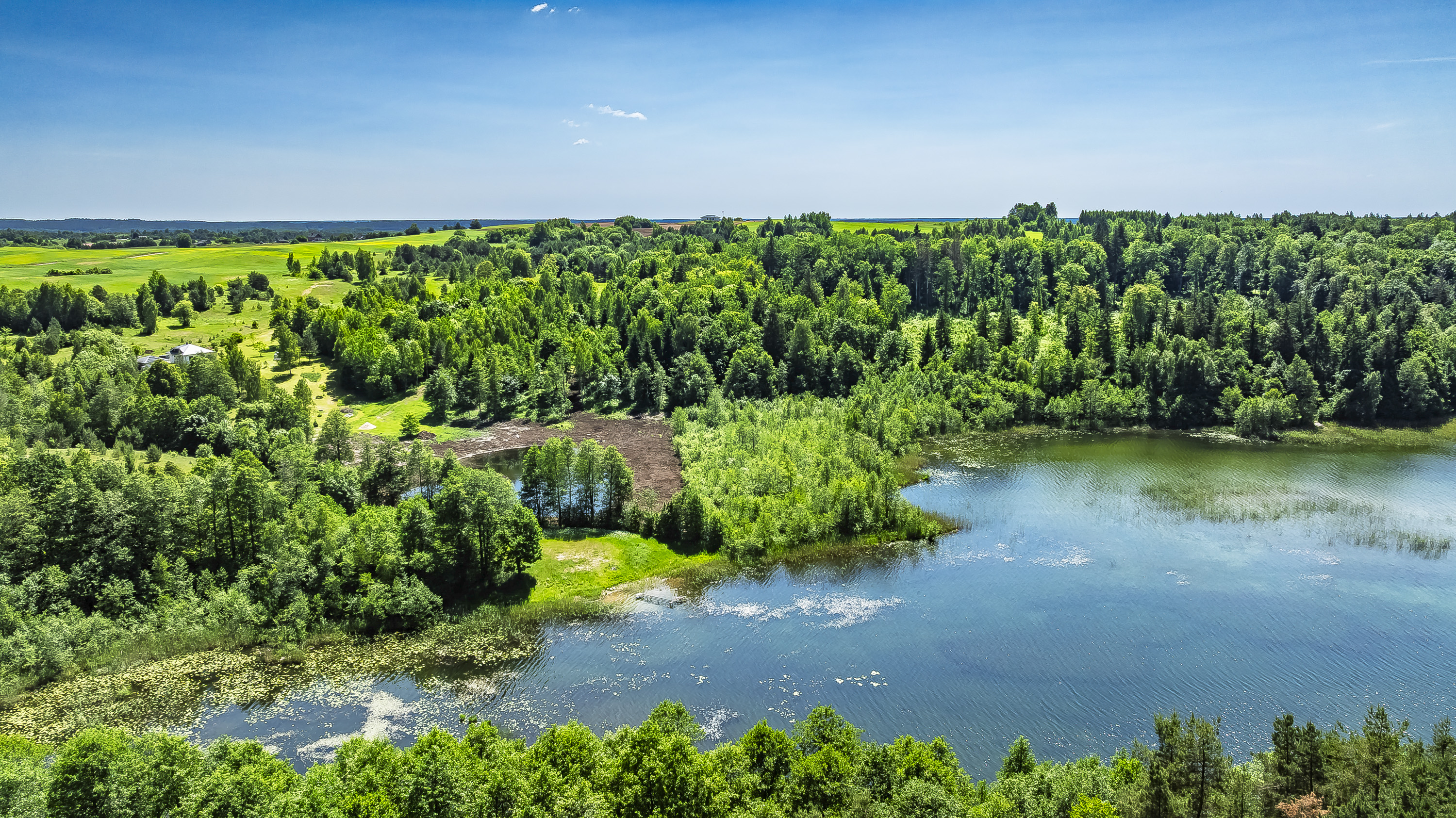  Spacious land plot in a picturesque location by the lake - 物件實景