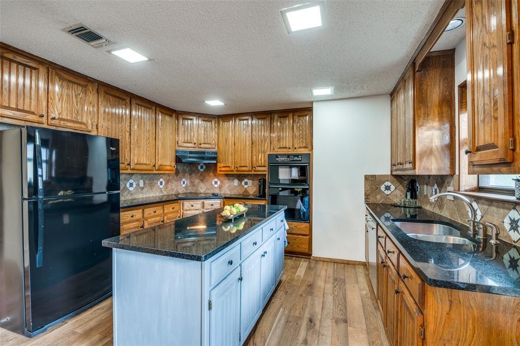 Richardson, Texas, 75082, United States, 3 Bedrooms Bedrooms, ,2 BathroomsBathrooms,Residential,For Sale,1875863