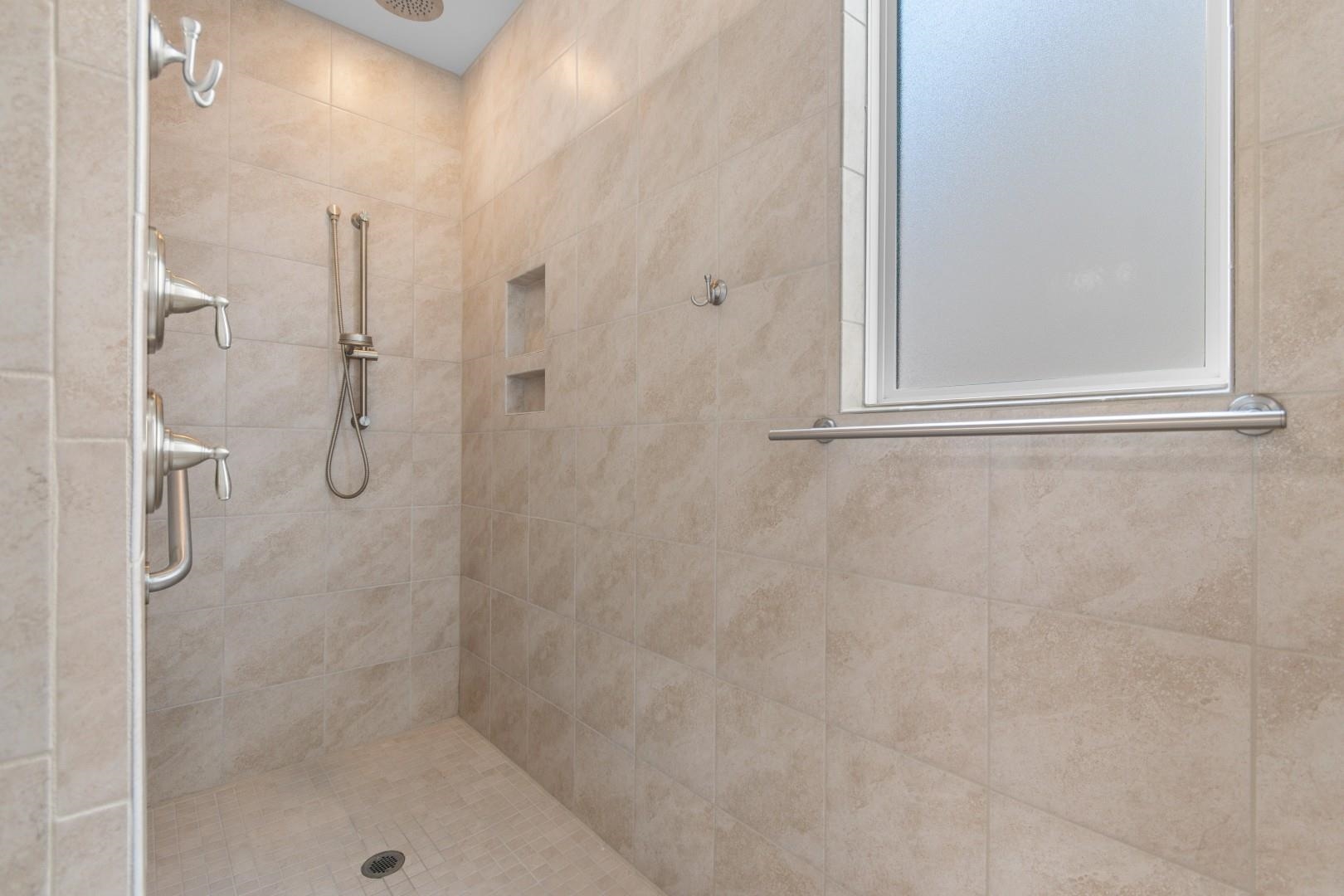 Myrtle Beach, South Carolina, 29577, United States, 4 Bedrooms Bedrooms, ,3 BathroomsBathrooms,Residential,For Sale,2009666