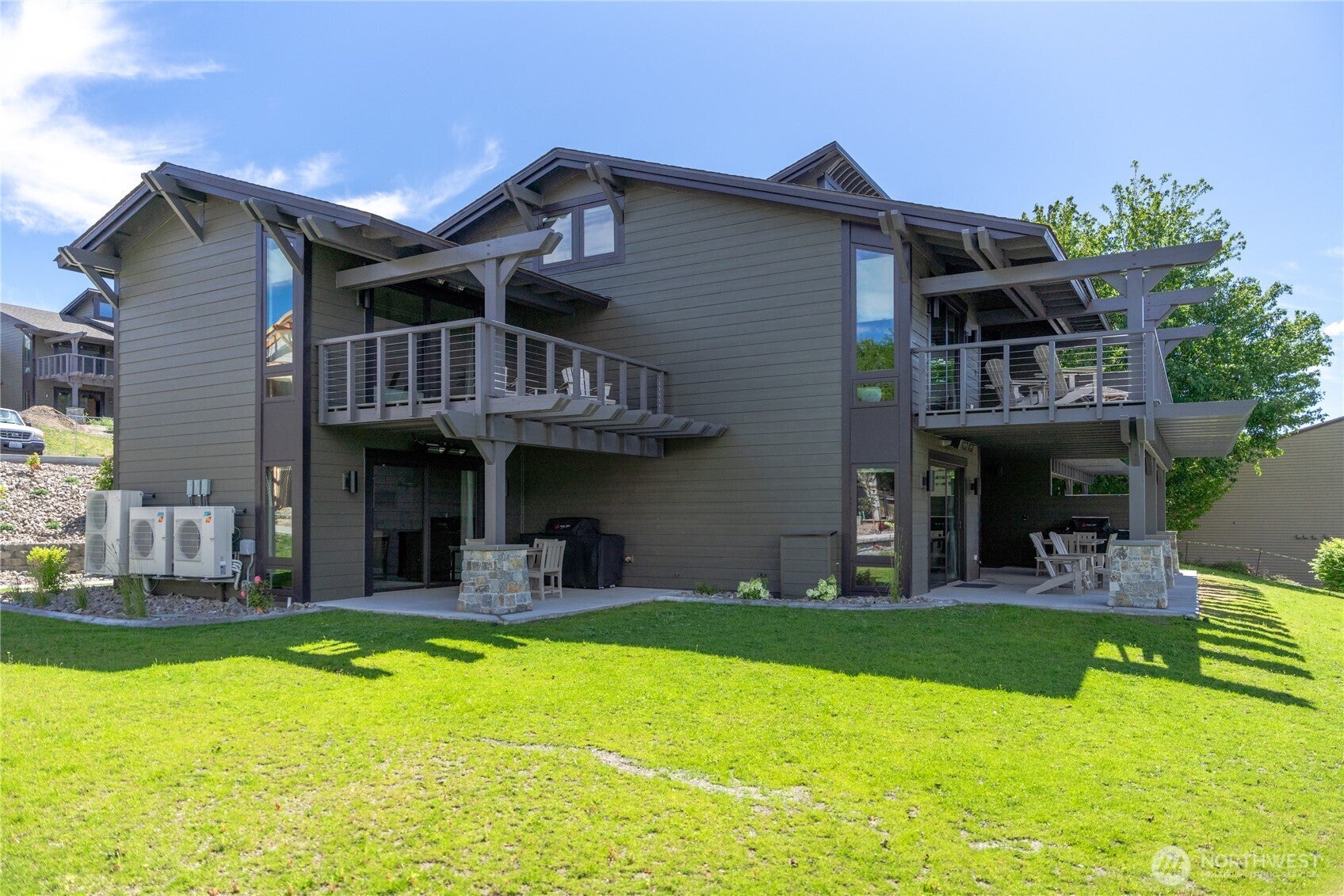 Manson, Washington, 98831, United States, 1 Bedroom Bedrooms, ,2 BathroomsBathrooms,Residential,For Sale,1847546
