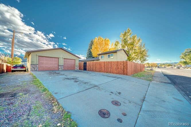 Salida, Colorado, 81201, United States, 2 Bedrooms Bedrooms, ,1 BathroomBathrooms,Residential,For Sale,1979907