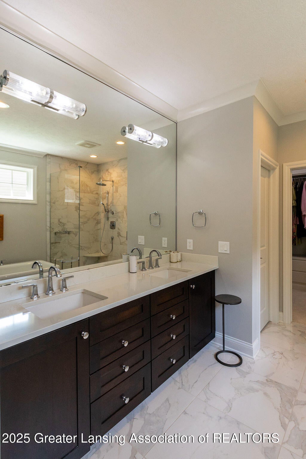 East Lansing, Michigan, 48823, United States, 4 Bedrooms Bedrooms, ,3 BathroomsBathrooms,Residential,For Sale,1890270