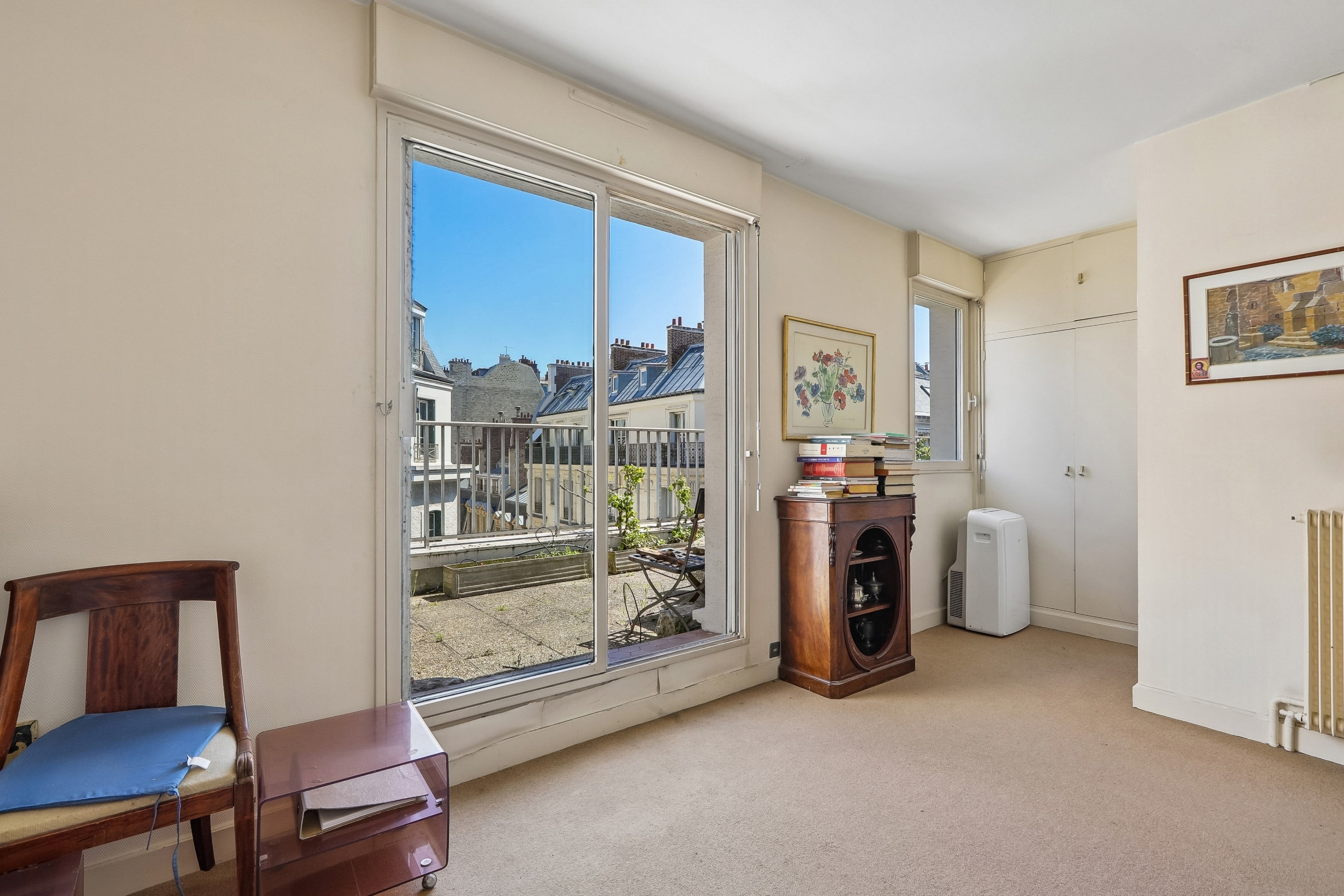  Apartment for Renovation with Terrace and Open Views - 物件實景