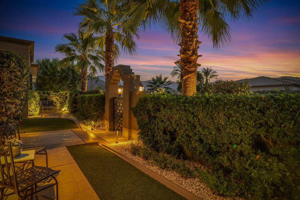 La Quinta, California, 92253, United States, 4 Bedrooms Bedrooms, ,2 BathroomsBathrooms,Residential,For Sale,1987635