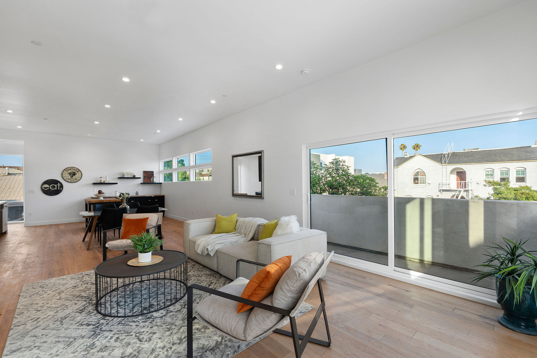  2600 N Glassell St - 物件實景