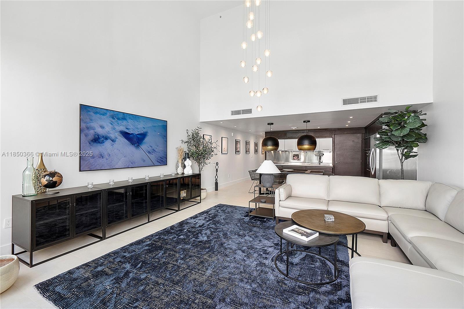 Miami Beach, Florida, 33140, United States, 1 Bedroom Bedrooms, ,1 BathroomBathrooms,Residential,For Sale,1906167