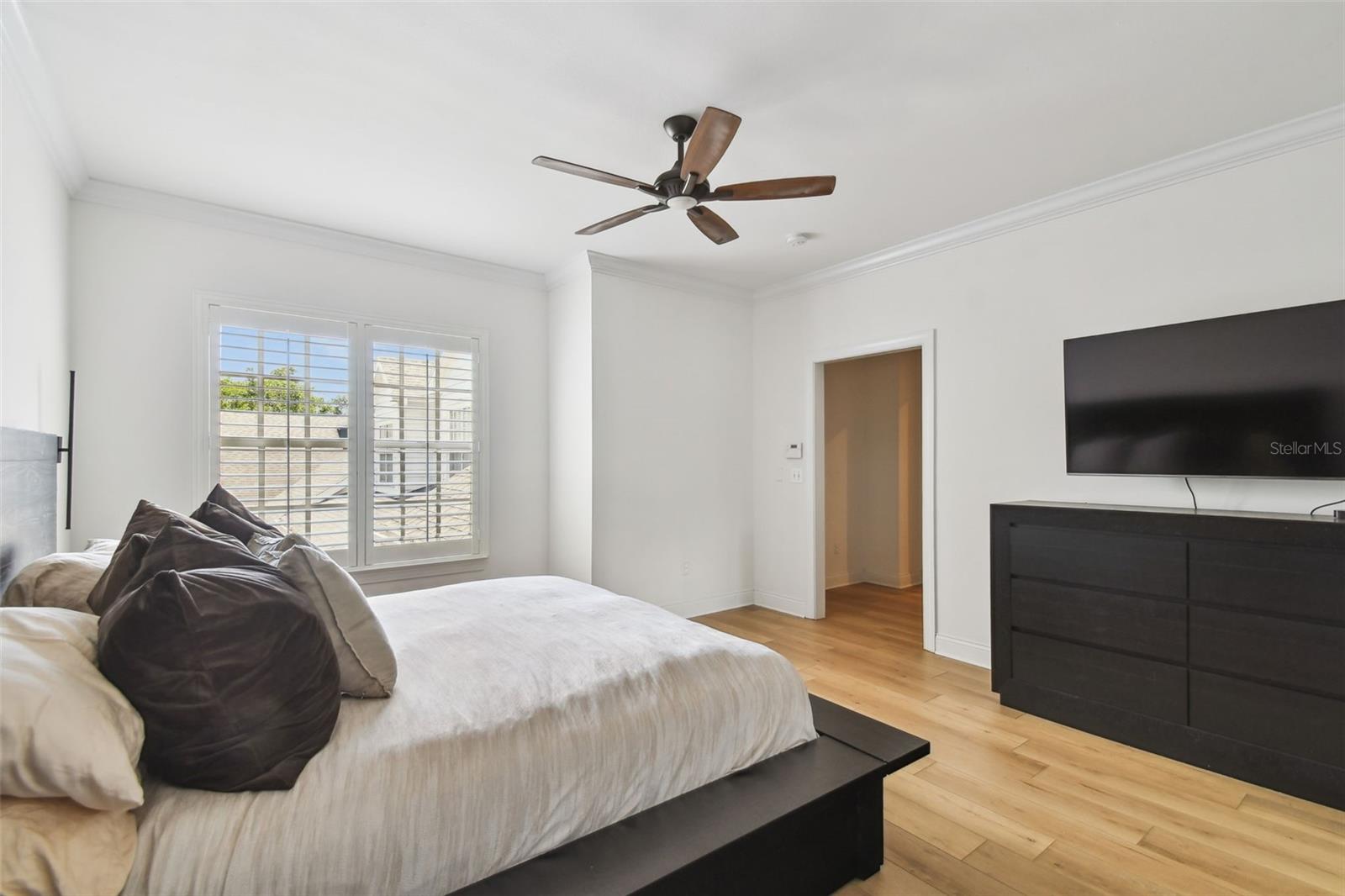 Tampa, Florida, 33602, United States, 4 Bedrooms Bedrooms, ,4 BathroomsBathrooms,Residential,For Sale,1976189