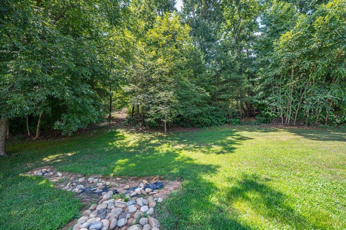 Landrum, South Carolina, 29356, United States, 5 Bedrooms Bedrooms, ,4 BathroomsBathrooms,Residential,For Sale,1915650