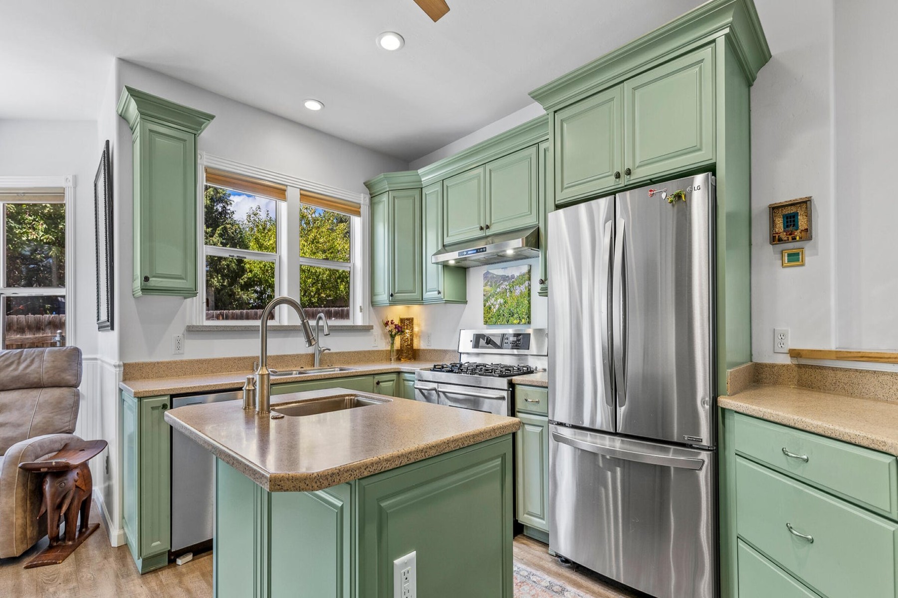  303 W Juniper Avenue  Flagstaff, AZ - 物件實景