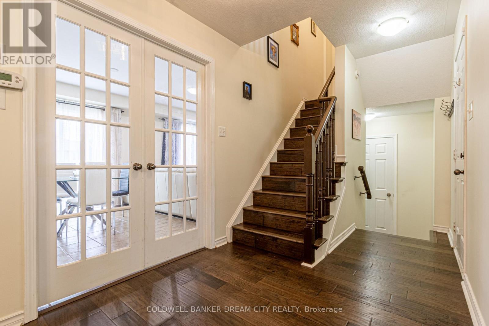 BRANTFORD, Ontario, N3T 0E6, CA, 3 Bedrooms Bedrooms, ,2 BathroomsBathrooms,Residential,For Sale,1903320