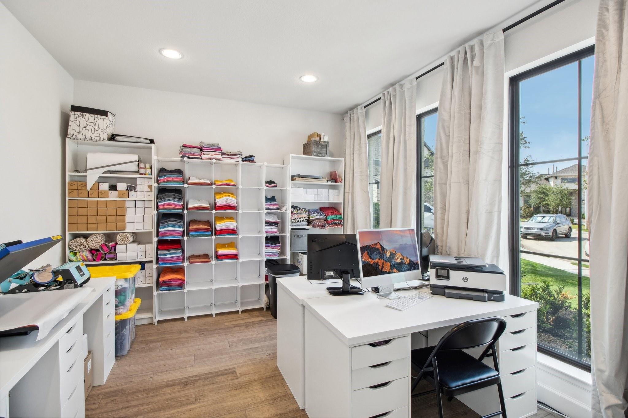 Fulshear, Texas, 77494, United States, 5 Bedrooms Bedrooms, ,5 BathroomsBathrooms,Residential,For Sale,2005391