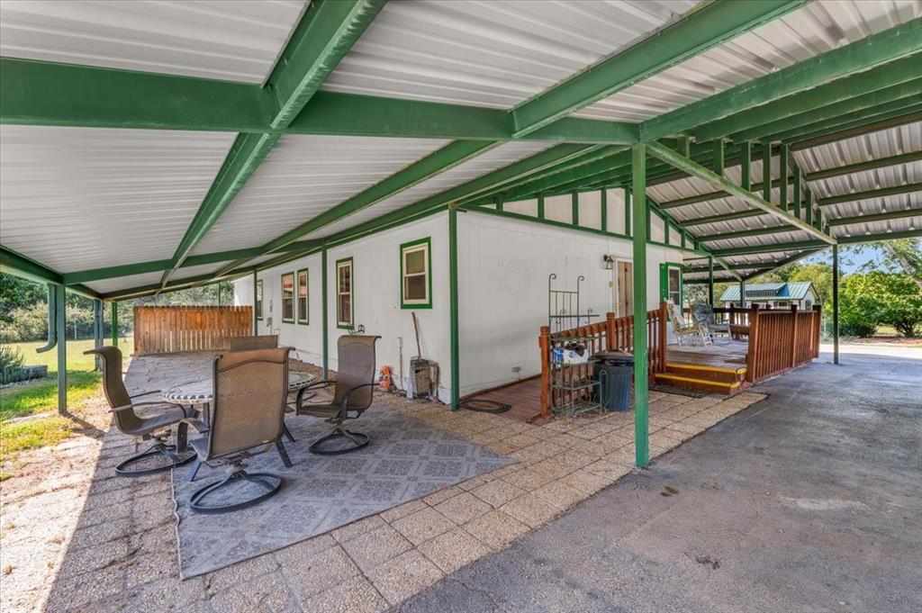 Weatherford, Texas, 76087, United States, 3 Bedrooms Bedrooms, ,2 BathroomsBathrooms,Residential,For Sale,2005705