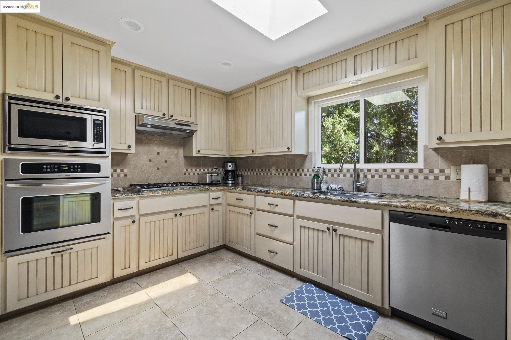 Mi Wuk Village, California, 95346, United States, 4 Bedrooms Bedrooms, ,3 BathroomsBathrooms,Residential,For Sale,1826710