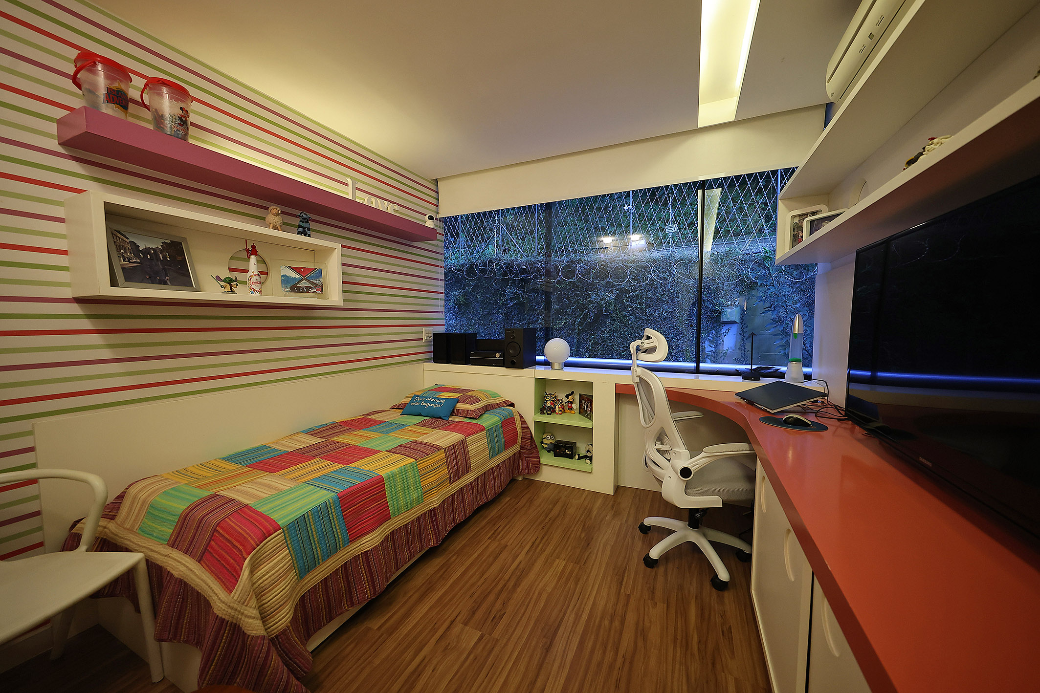  Apartment with Permanent Lagoon Views in One of the Exclusive Maestros Buildings - 物件實景