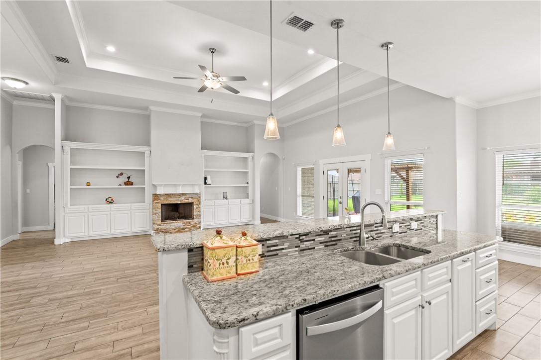 Corpus Christi, Texas, 78418, United States, 4 Bedrooms Bedrooms, ,3 BathroomsBathrooms,Residential,For Sale,1941059