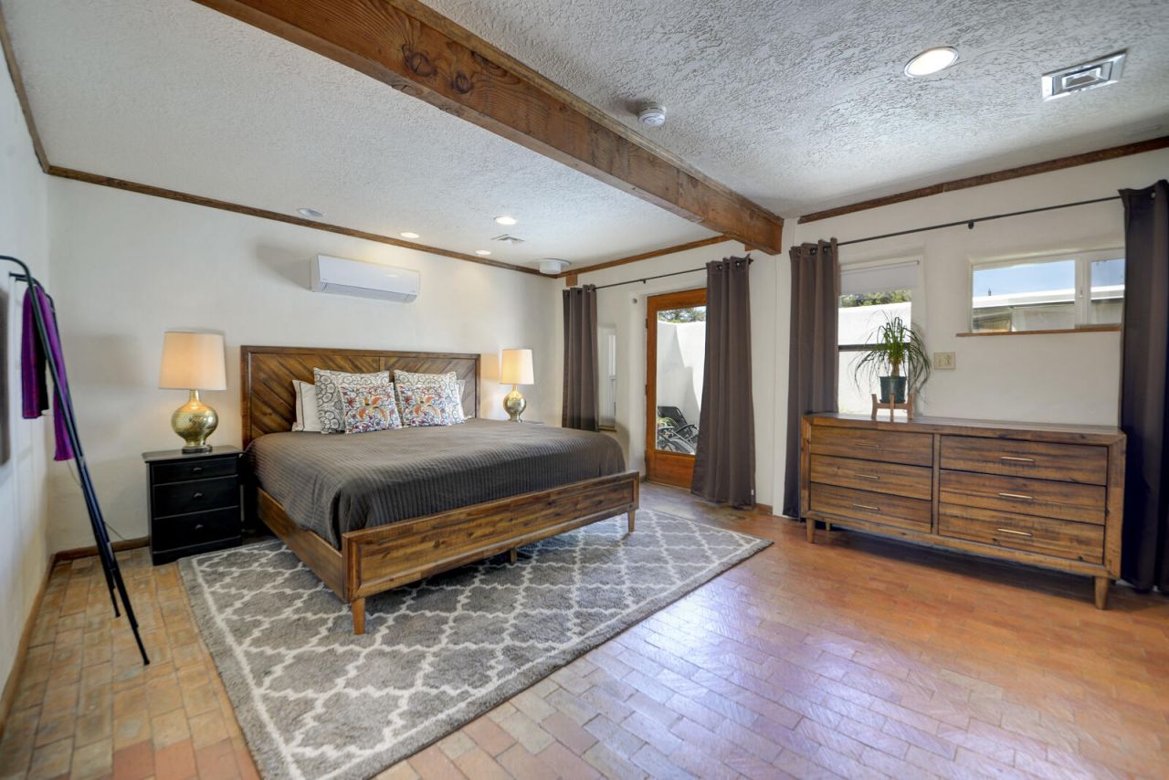 Albuquerque, New Mexico, 87108, United States, 3 Bedrooms Bedrooms, ,4 BathroomsBathrooms,Residential,For Sale,1903433
