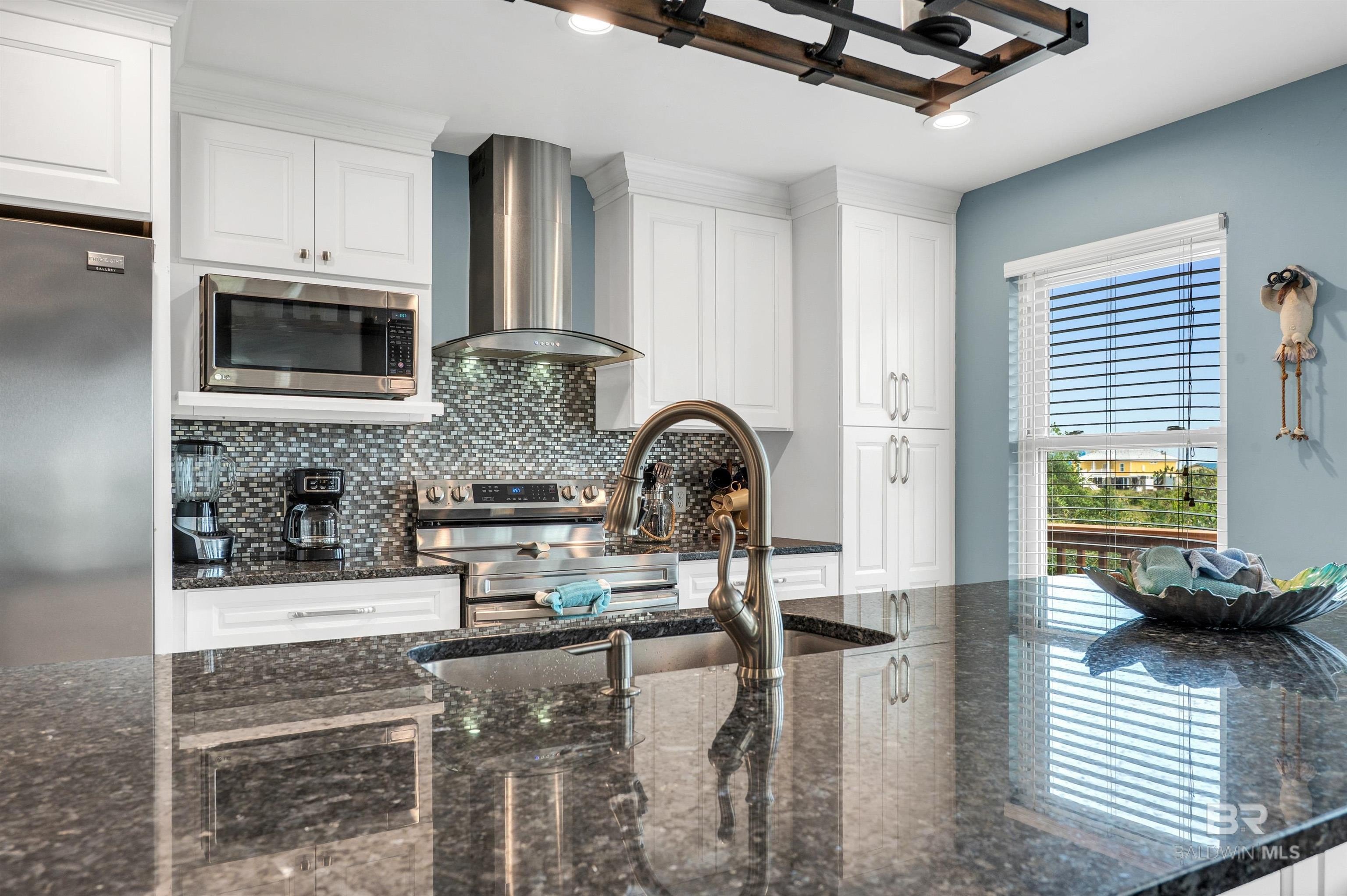 Gulf Shores, Alabama, 36542, United States, 3 Bedrooms Bedrooms, ,3 BathroomsBathrooms,Residential,For Sale,1984427