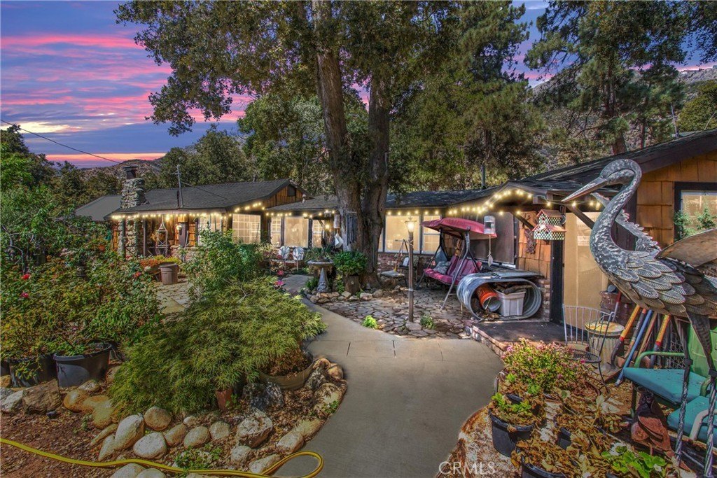 Oak Glen, California, 92399, United States, 2 Bedrooms Bedrooms, ,2 BathroomsBathrooms,Residential,For Sale,1973930