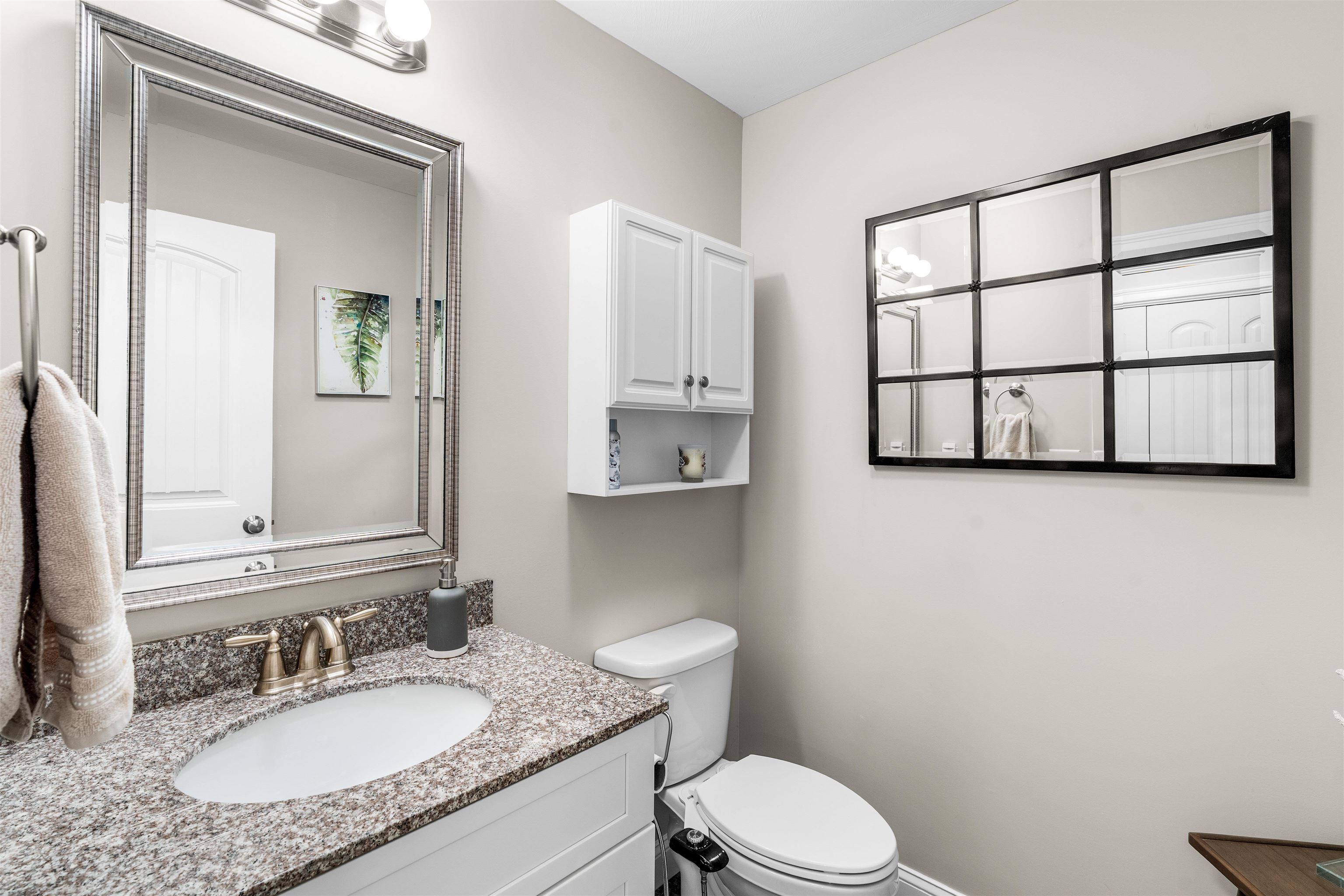 Candia, New Hampshire, 03034, United States, 2 Bedrooms Bedrooms, ,3 BathroomsBathrooms,Residential,For Sale,1918518