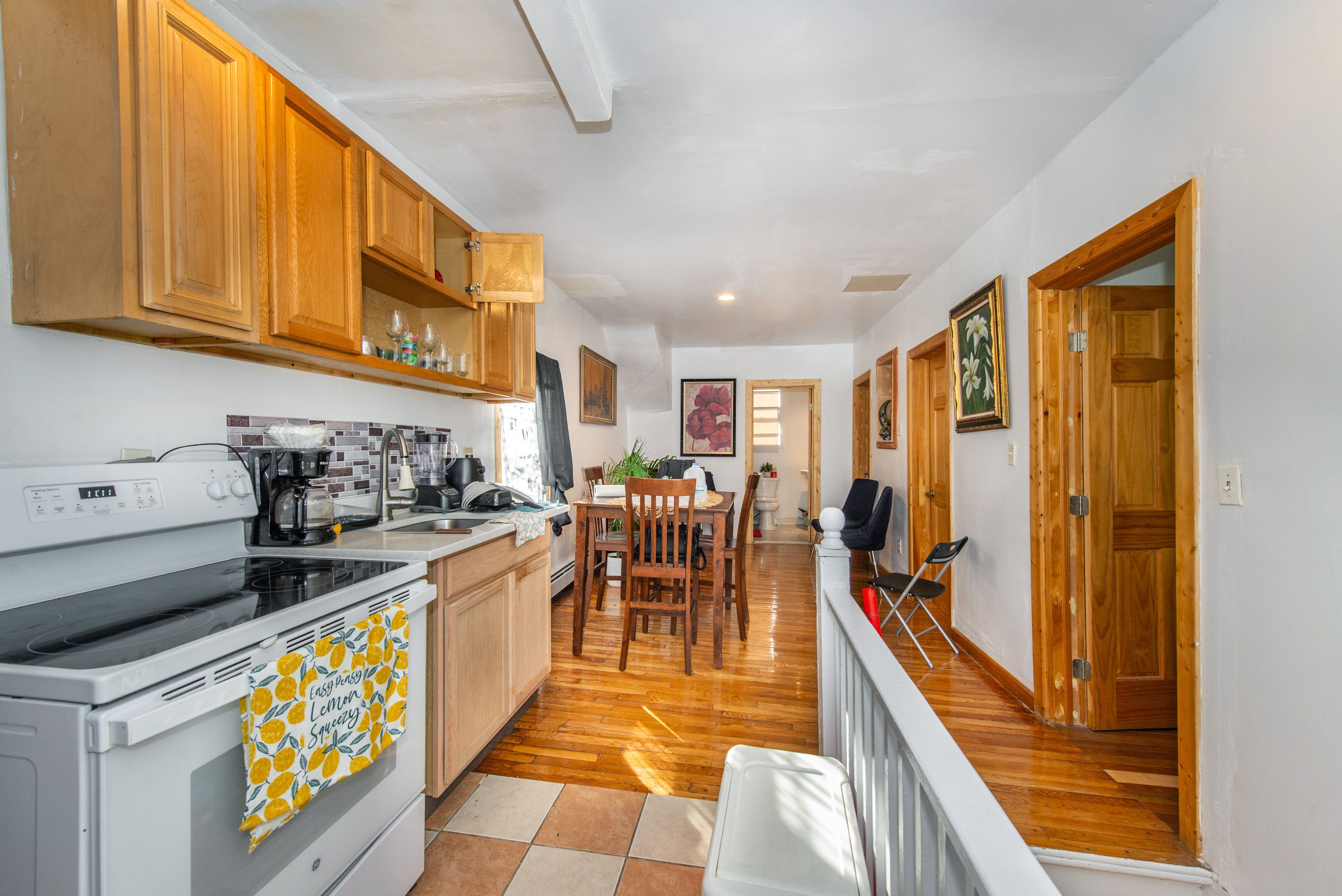 Newark City, New Jersey, 07112, United States, ,3 BathroomsBathrooms,Residential,For Sale,1982998