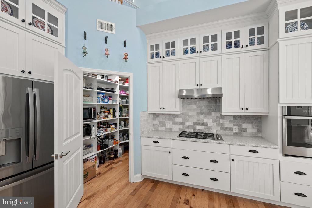 Lewes, Delaware, 19958, United States, 5 Bedrooms Bedrooms, ,5 BathroomsBathrooms,Residential,For Sale,1907595