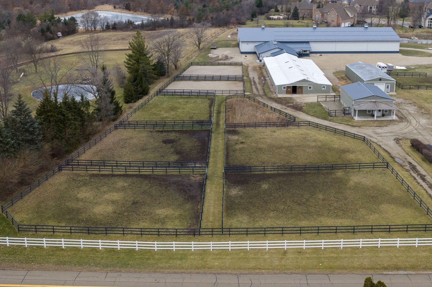 Mundelein, Illinois, 60060, United States, 2 Bedrooms Bedrooms, ,3 BathroomsBathrooms,Residential,For Sale,2010290