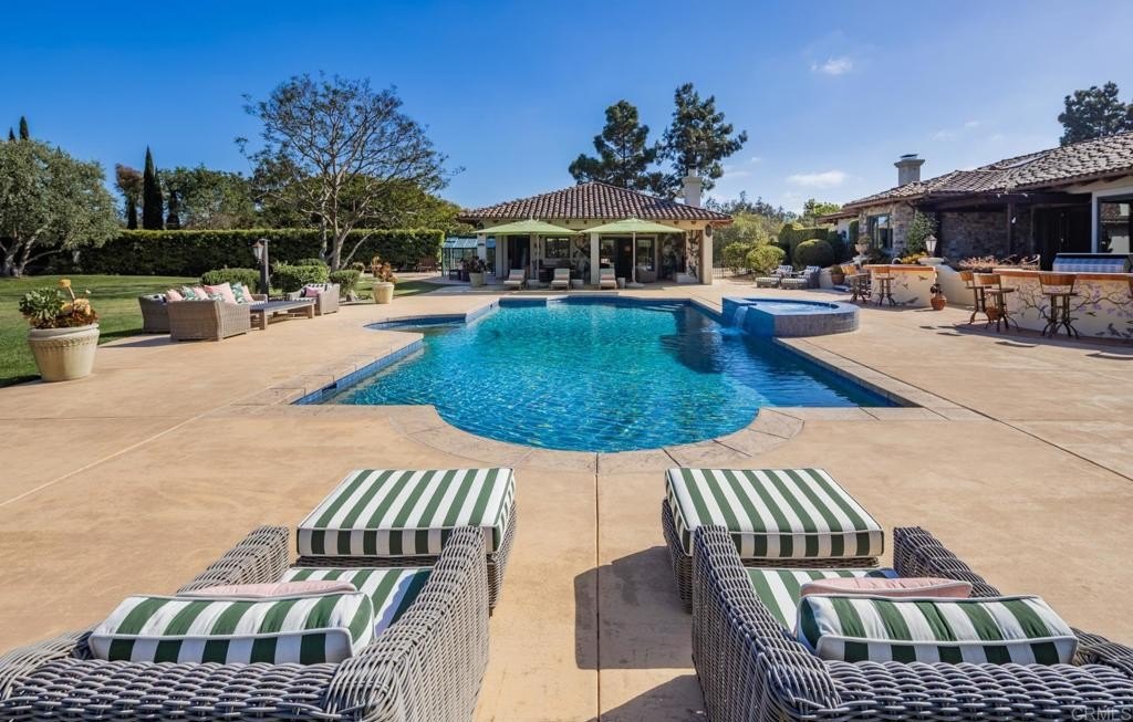 Rancho Santa Fe, California, 92067, United States, 6 Bedrooms Bedrooms, ,7 BathroomsBathrooms,Residential,For Sale,1847719