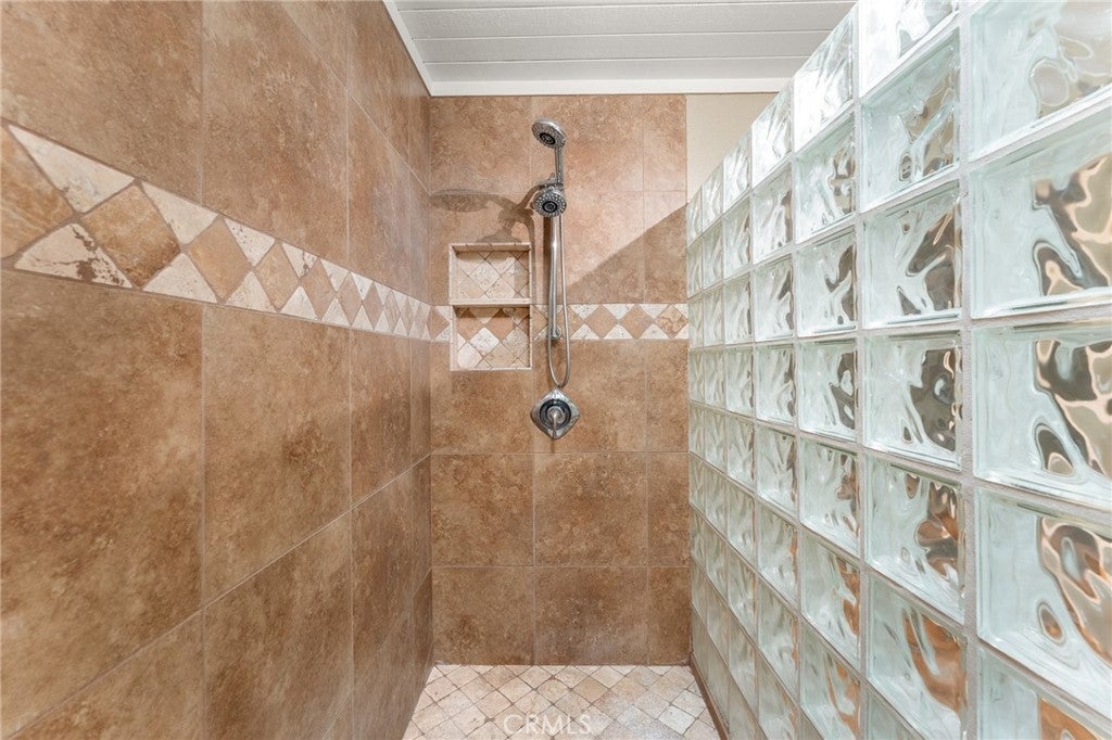 Redlands, California, 92373, United States, 4 Bedrooms Bedrooms, ,4 BathroomsBathrooms,Residential,For Sale,1995131