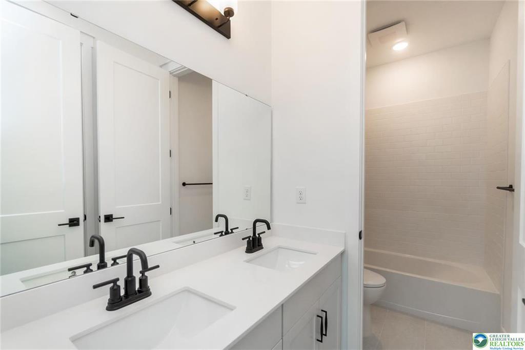 Bethlehem, Pennsylvania, 18017, United States, 6 Bedrooms Bedrooms, ,6 BathroomsBathrooms,Residential,For Sale,1975535