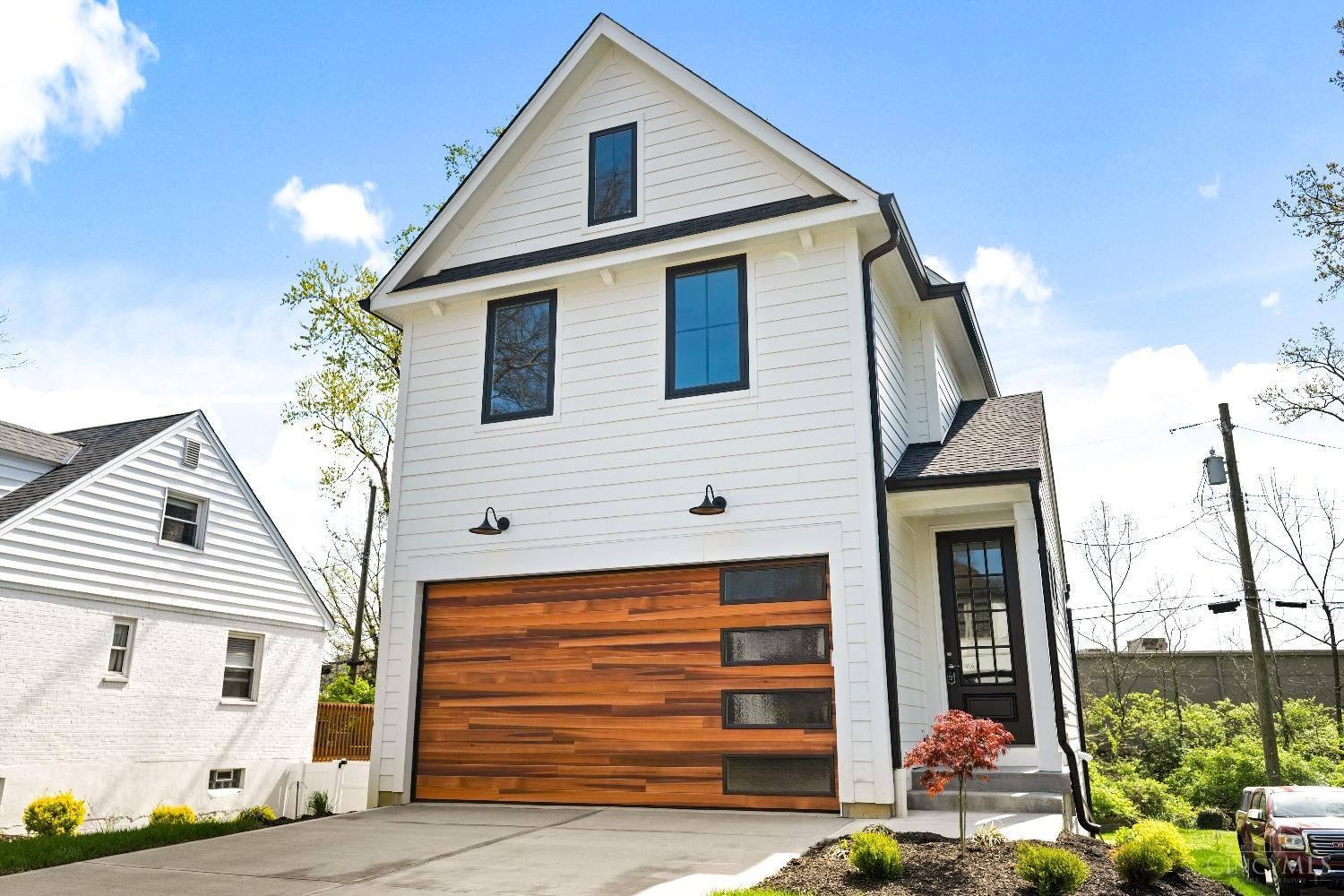 Cincinnati, Ohio, 45208, United States, 3 Bedrooms Bedrooms, ,4 BathroomsBathrooms,Residential,For Sale,1784829