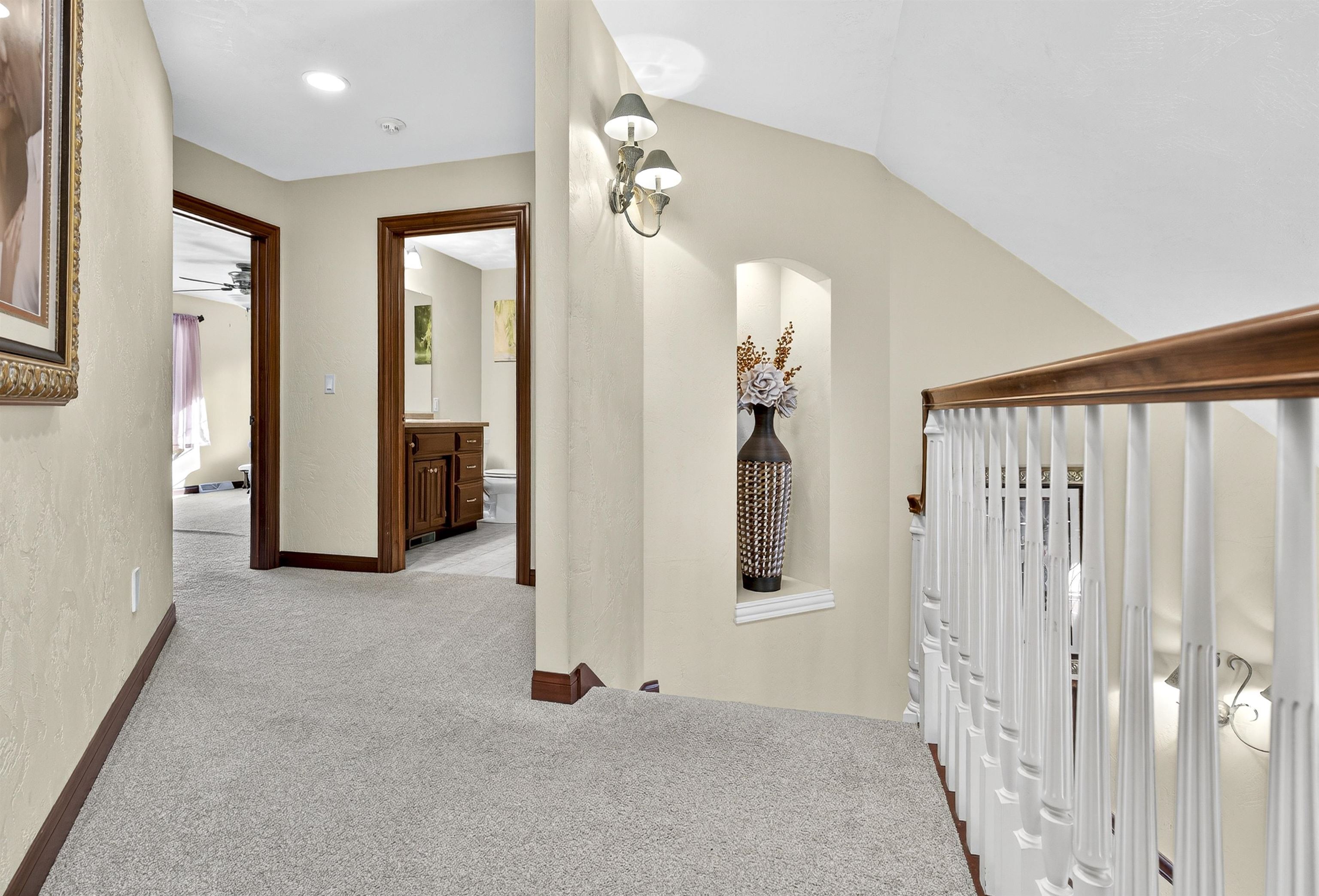 NEENAH, Wisconsin, 54956, United States, 5 Bedrooms Bedrooms, ,6 BathroomsBathrooms,Residential,For Sale,1992991