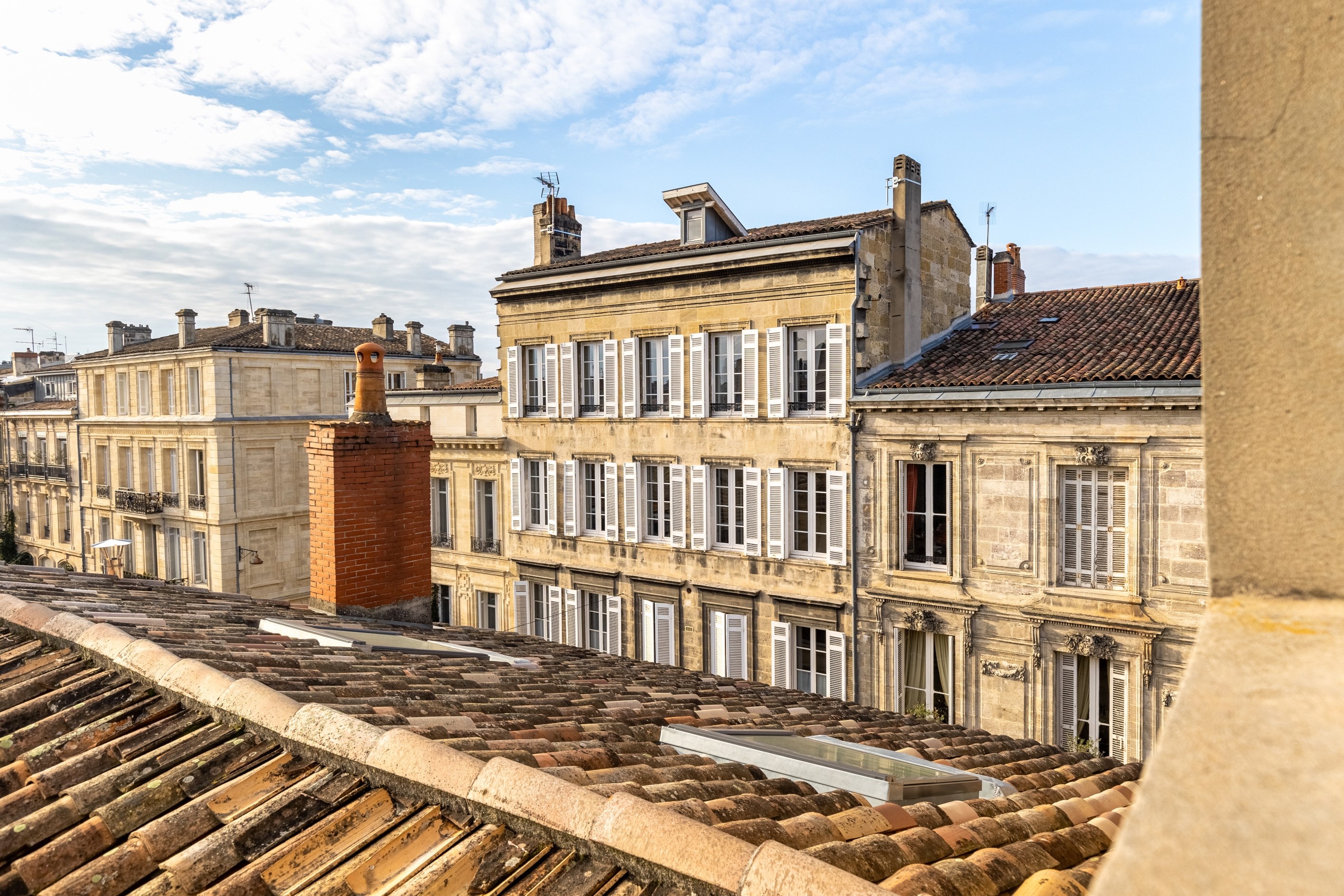  PALAIS GALLIEN - FONDAUDÈGE - CHARMING RENOVATED APARTMENT OF 44 M2 IN THE CENT… - 物件實景