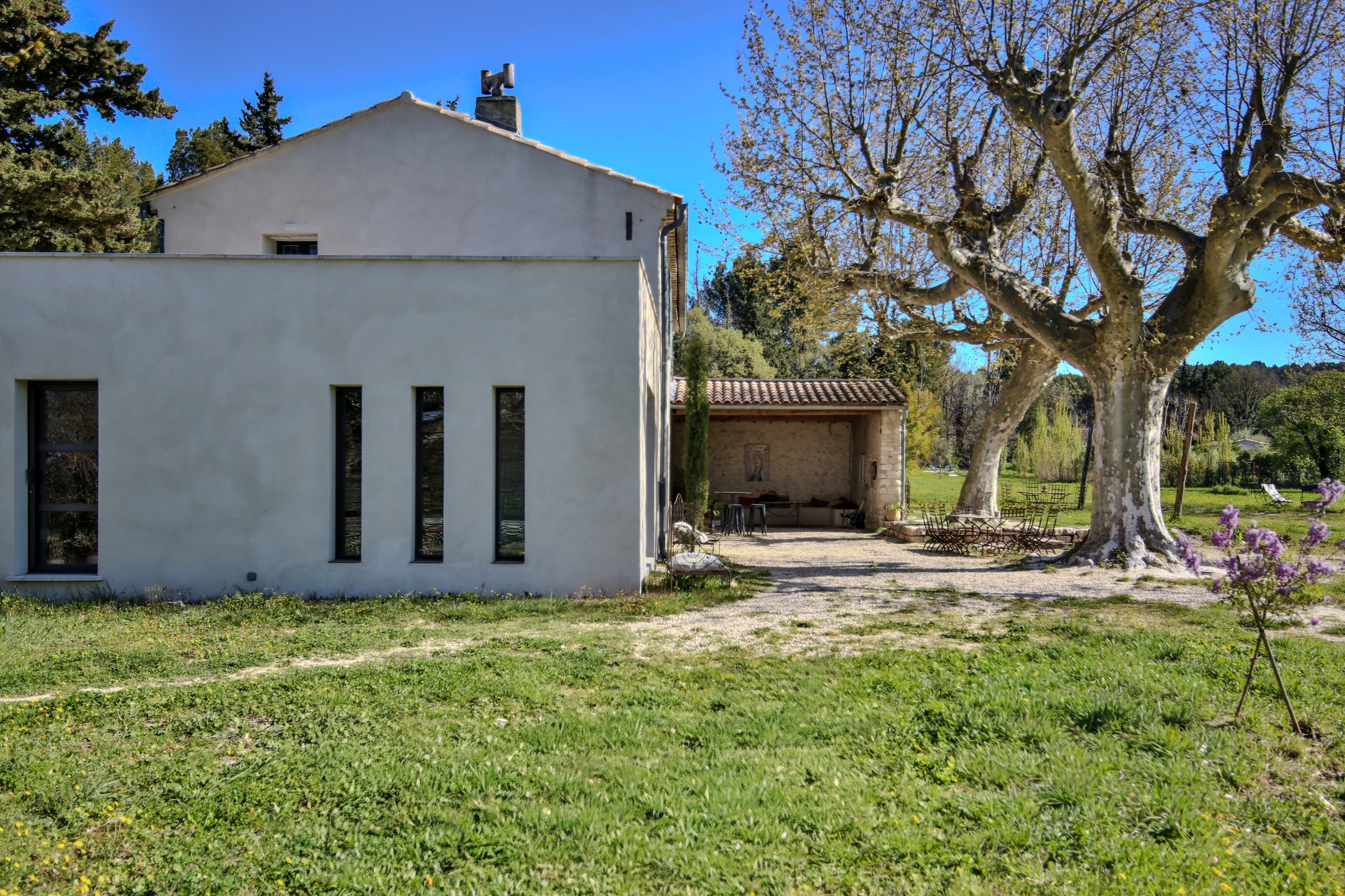  Farmhouse in the countryside of L