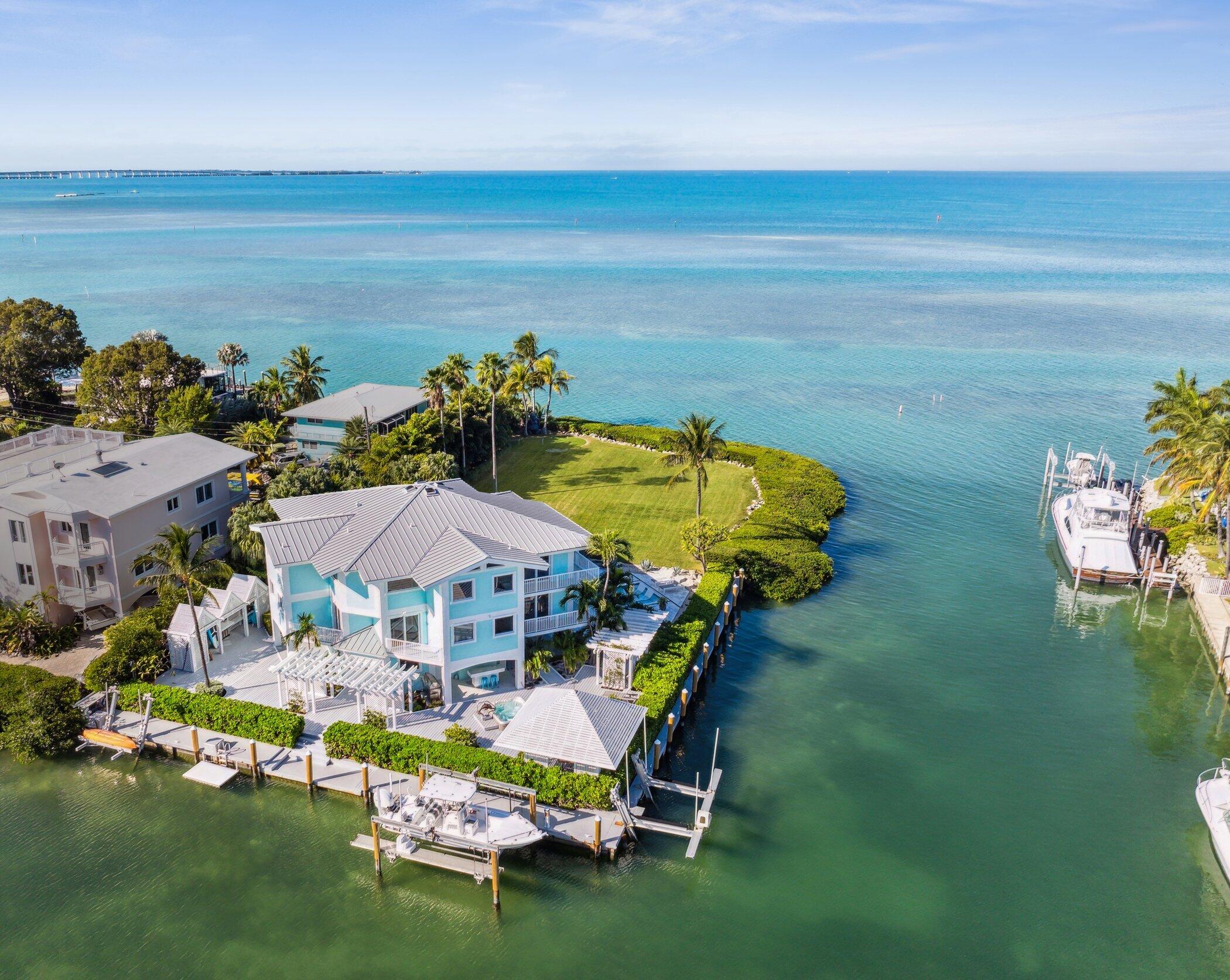 165 Bayview Drive, ISLAMORADA, Florida, 33036, United States, 6 Bedrooms Bedrooms, ,4 BathroomsBathrooms,Residential,For Sale,165 Bayview Drive,1676800