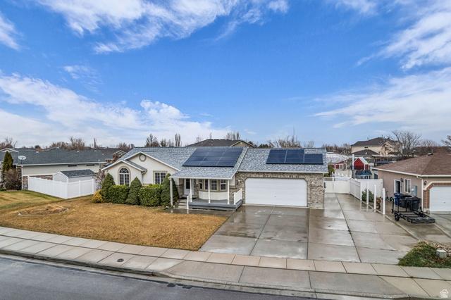 West Jordan, Utah, 84081, United States, 4 Bedrooms Bedrooms, ,3 BathroomsBathrooms,Residential,For Sale,2008795