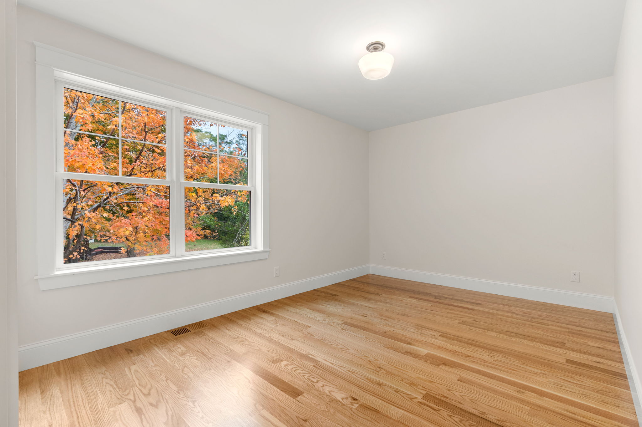 238 E Main St, Georgetown, MA, 01833 - 物件實景