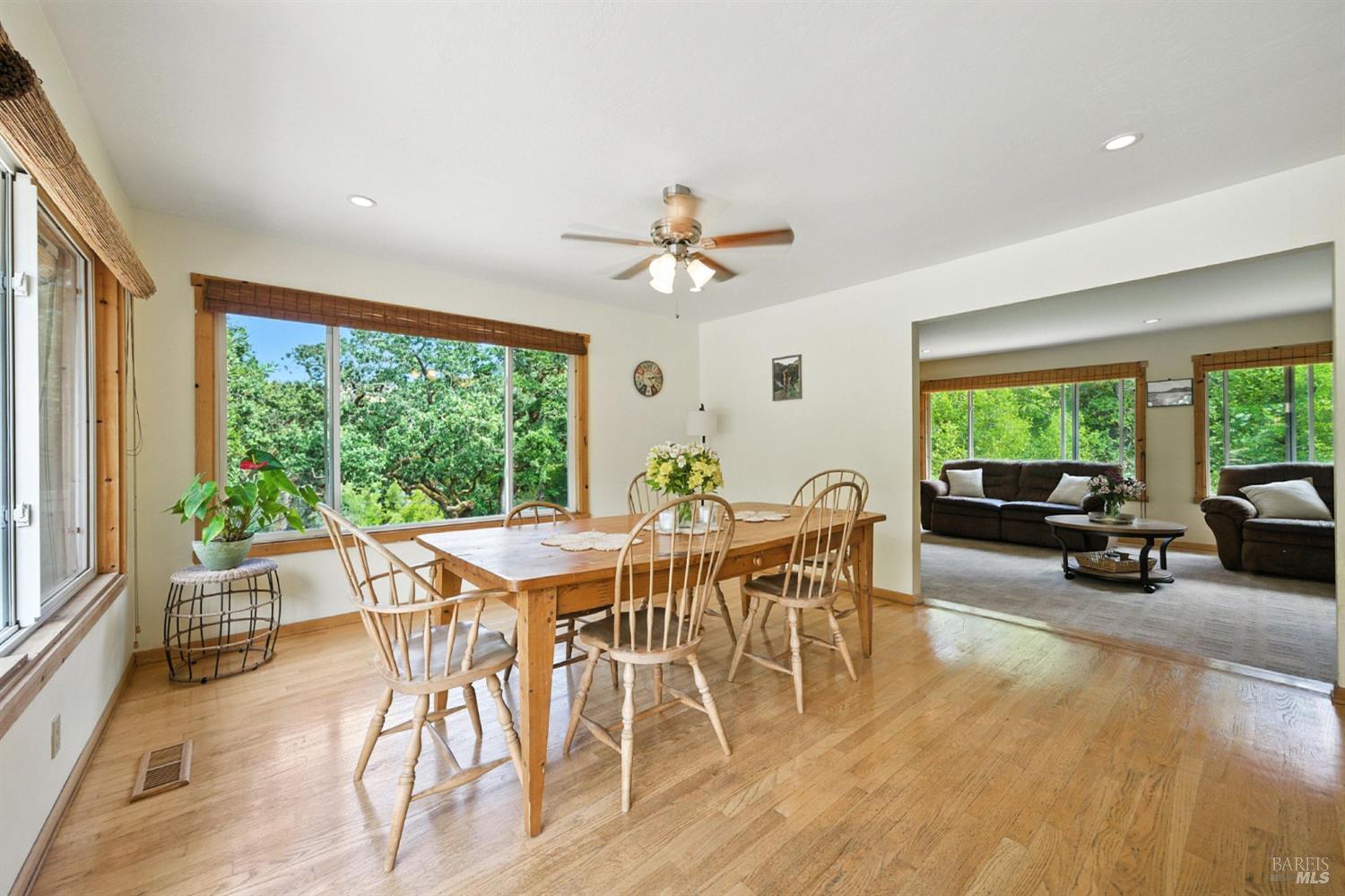 Woodacre, California, 94973, United States, 4 Bedrooms Bedrooms, ,3 BathroomsBathrooms,Residential,For Sale,1901016