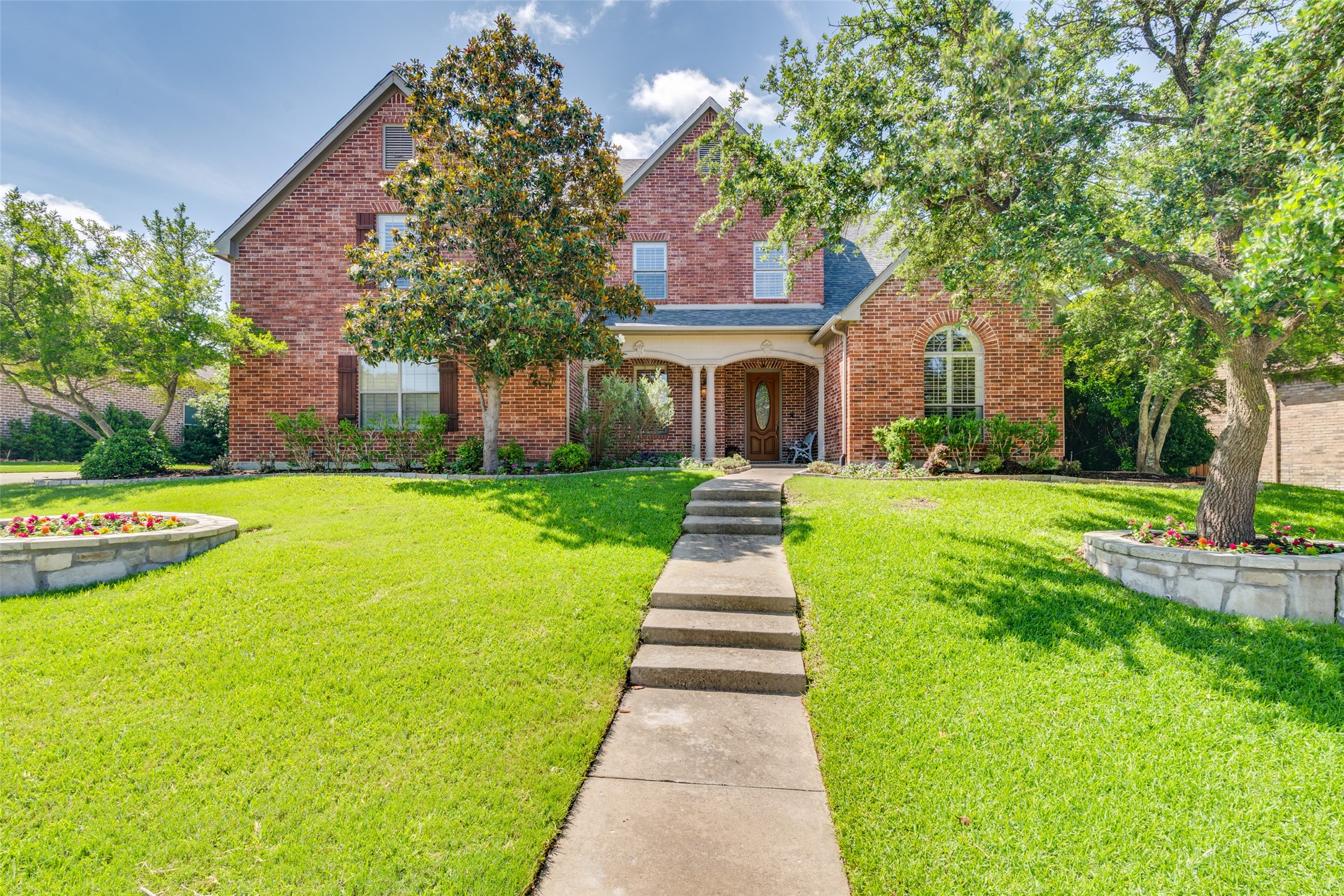 Heath, Texas, 75032, United States, 5 Bedrooms Bedrooms, ,4 BathroomsBathrooms,Residential,For Sale,1847303