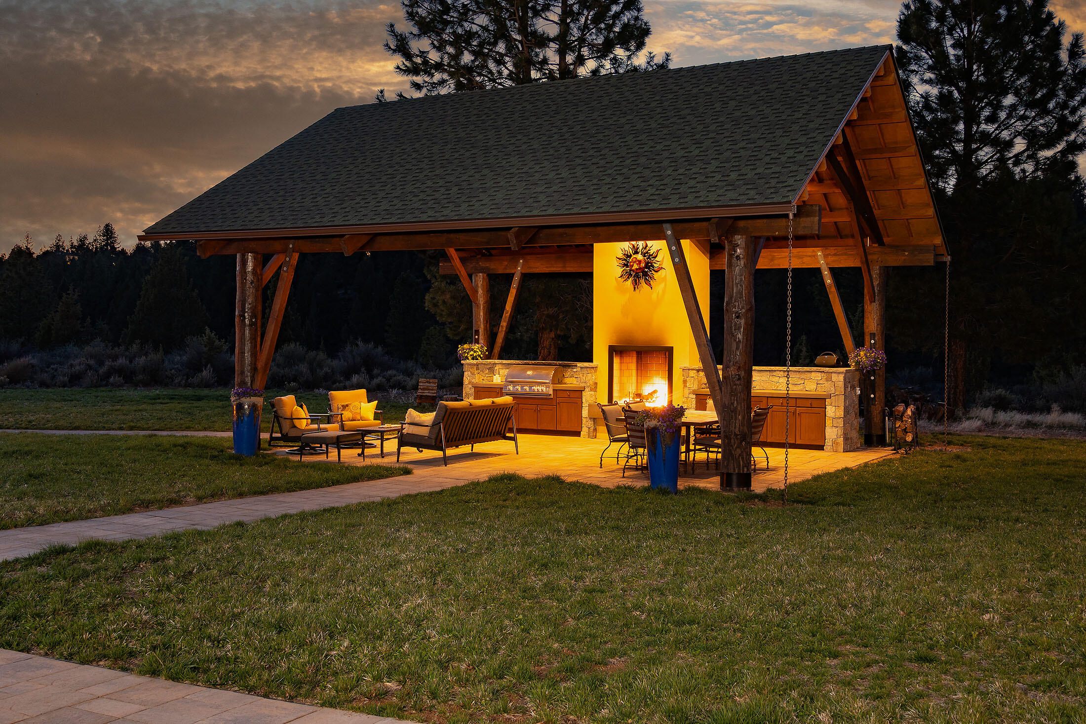 Bend, Oregon, 97703, United States, 3 Bedrooms Bedrooms, ,2 BathroomsBathrooms,Residential,For Sale,1826541