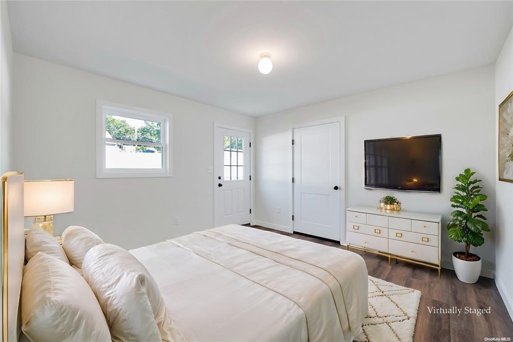 Ridge, New York, 11961, United States, 4 Bedrooms Bedrooms, ,3 BathroomsBathrooms,Residential,For Sale,1768348