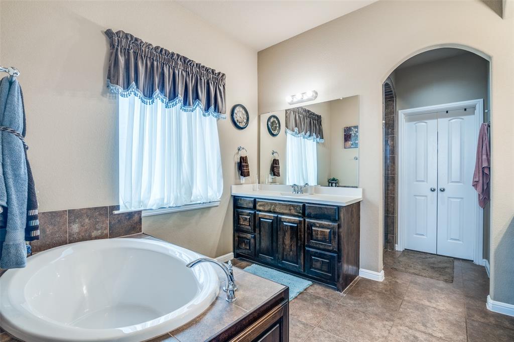 Sachse, Texas, 75048, United States, 4 Bedrooms Bedrooms, ,3 BathroomsBathrooms,Residential,For Sale,1856358