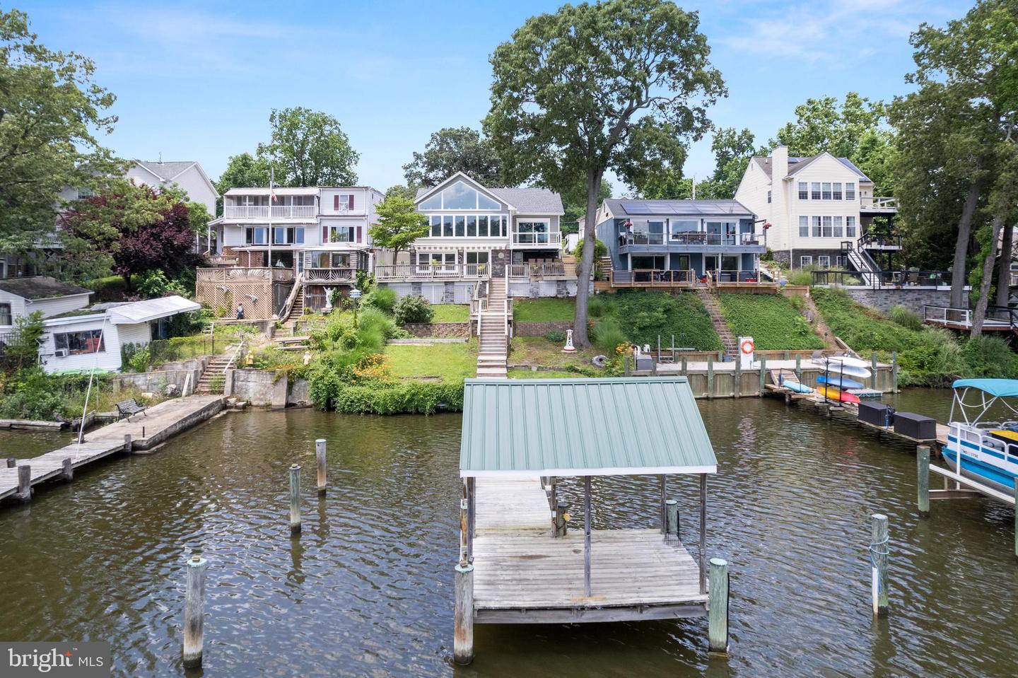 Glen Burnie, Maryland, 21060, United States, 2 Bedrooms Bedrooms, ,4 BathroomsBathrooms,Residential,For Sale,1867358
