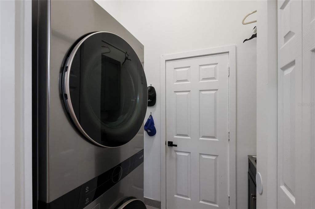 Osprey, Florida, 34229, United States, 4 Bedrooms Bedrooms, ,2 BathroomsBathrooms,Residential,For Sale,2003477